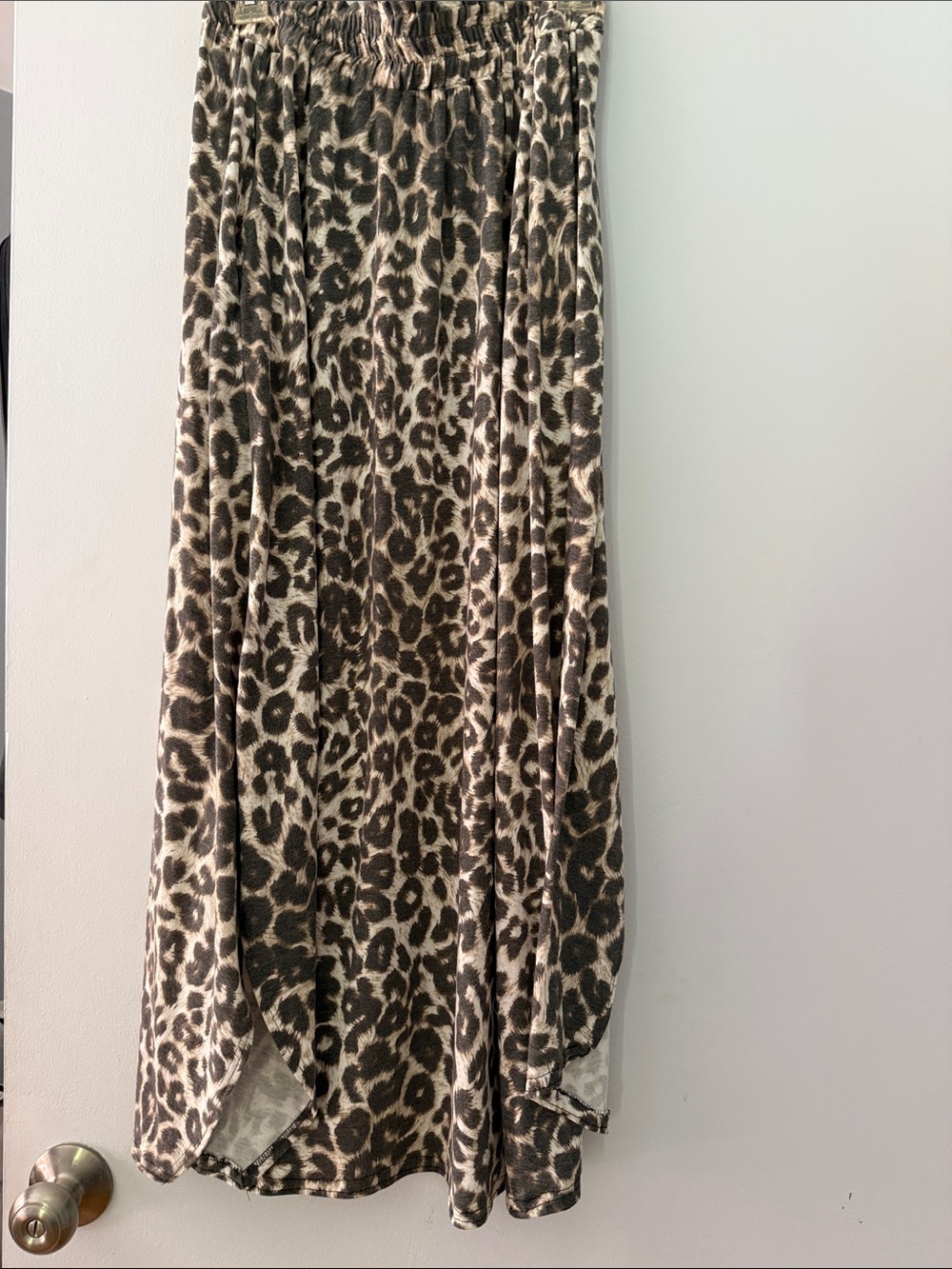 Sweet Love Leopard Maxi Skirt w No-roll elastic waist & curved side slit hem